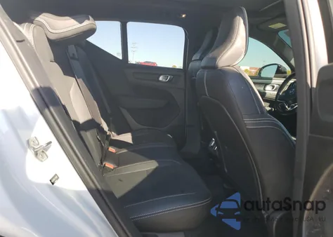 2020 Volvo Xc40 T5 R-Design из США, поврежденный, VIN YV4162UM7L2183690